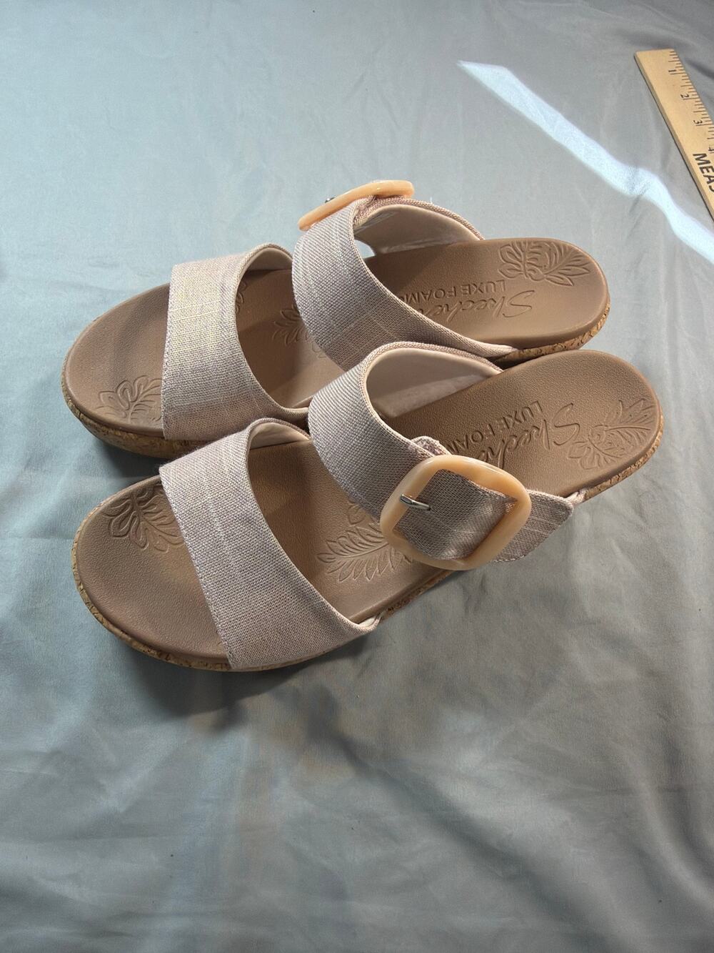 Skechers Brystal wedge sandals in Natural/linen women's size 8